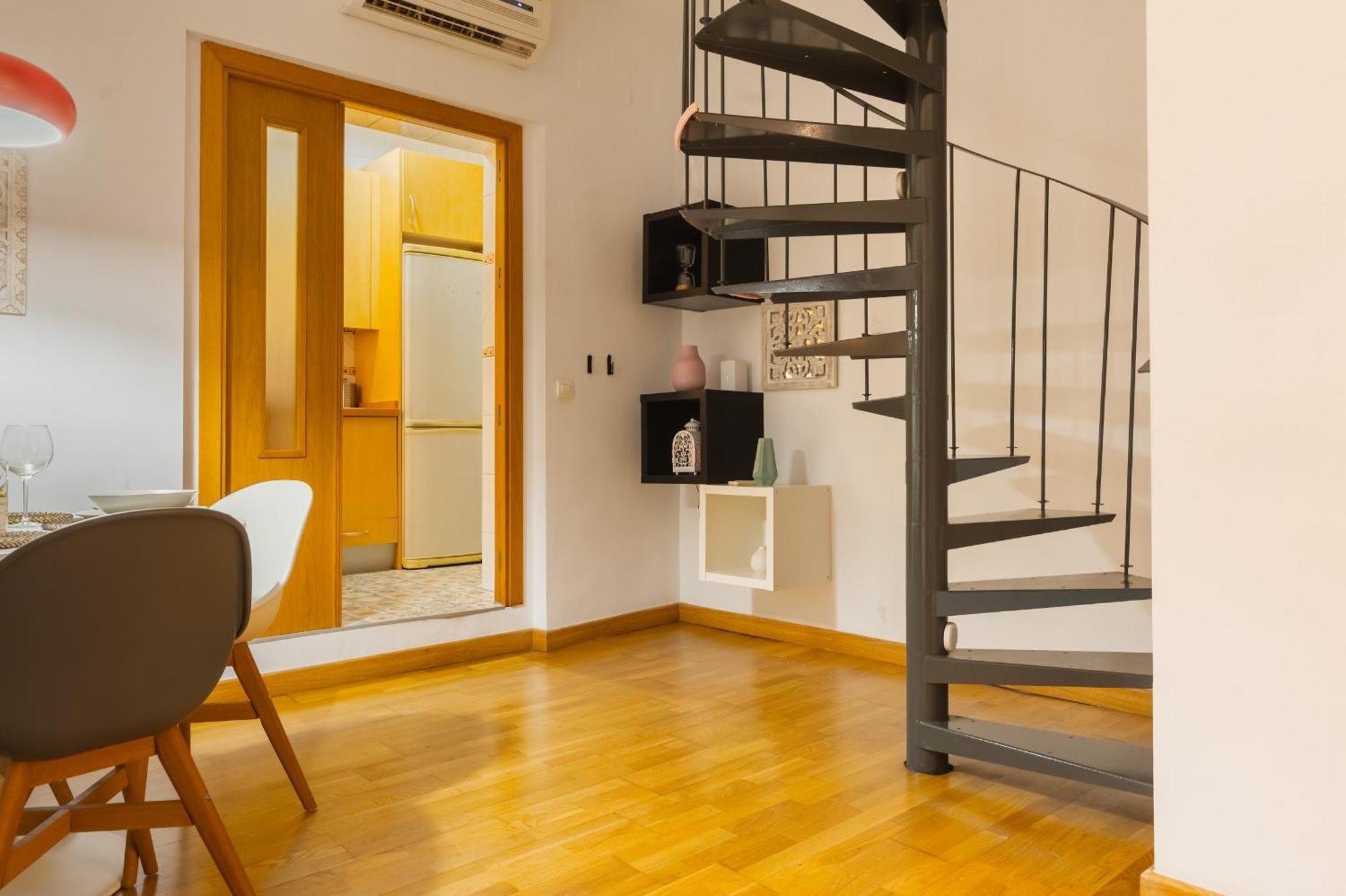 Appartamento Duplex Moderno Alameda Siviglia Esterno foto